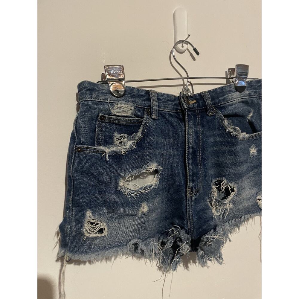 Zara Women's Trafaluc Denim‎ wear Distressed Destroyed Ripped Jean Shorts 4 - Picture 2 of 5